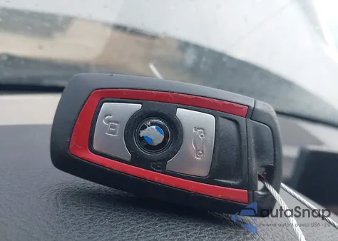 2012 BMW 328I I из США, поврежденный, VIN WBA3A5G56CNP16768